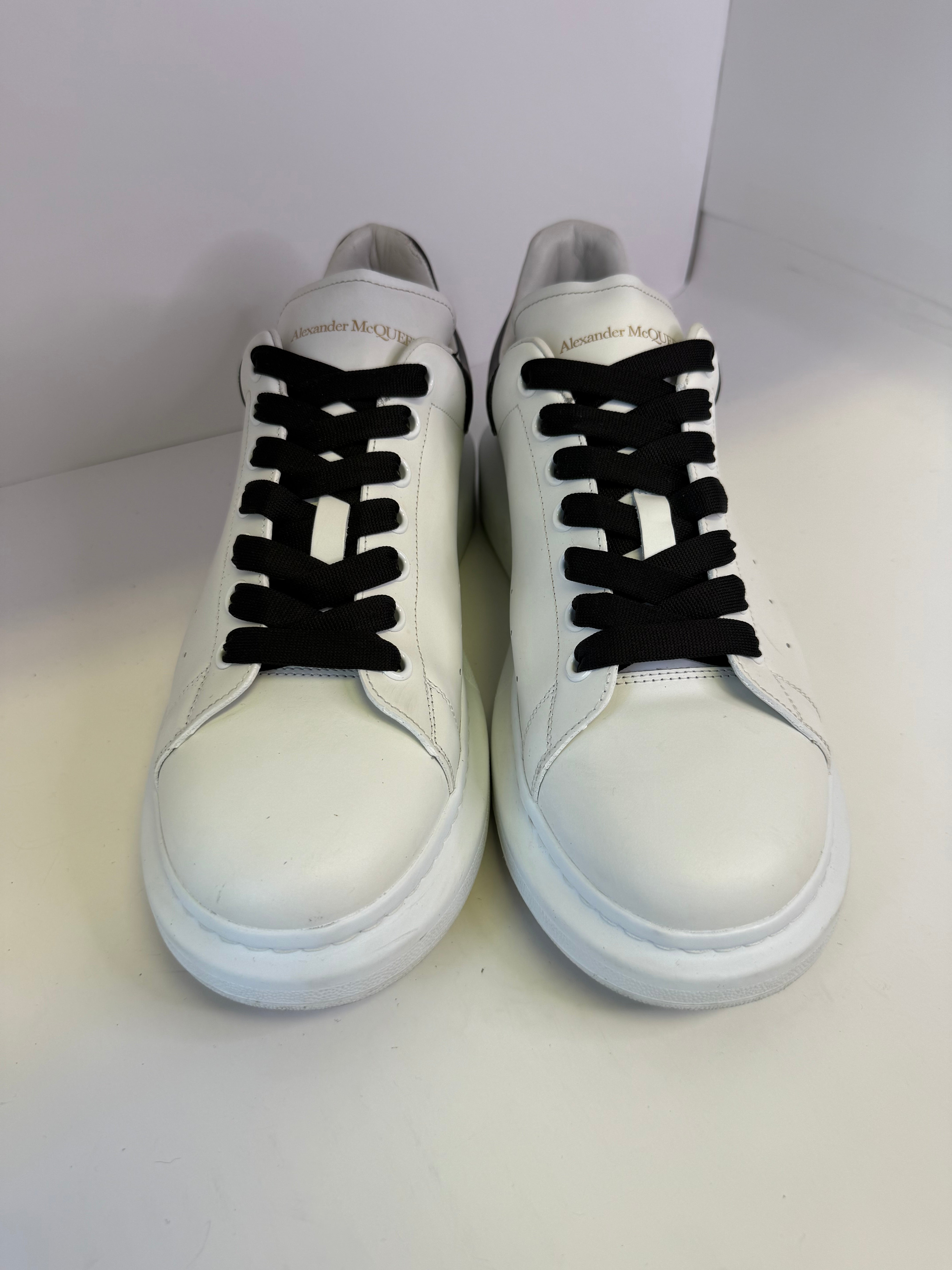 ALEXANDER MCQUEEN OVERSIZE SNEAKER