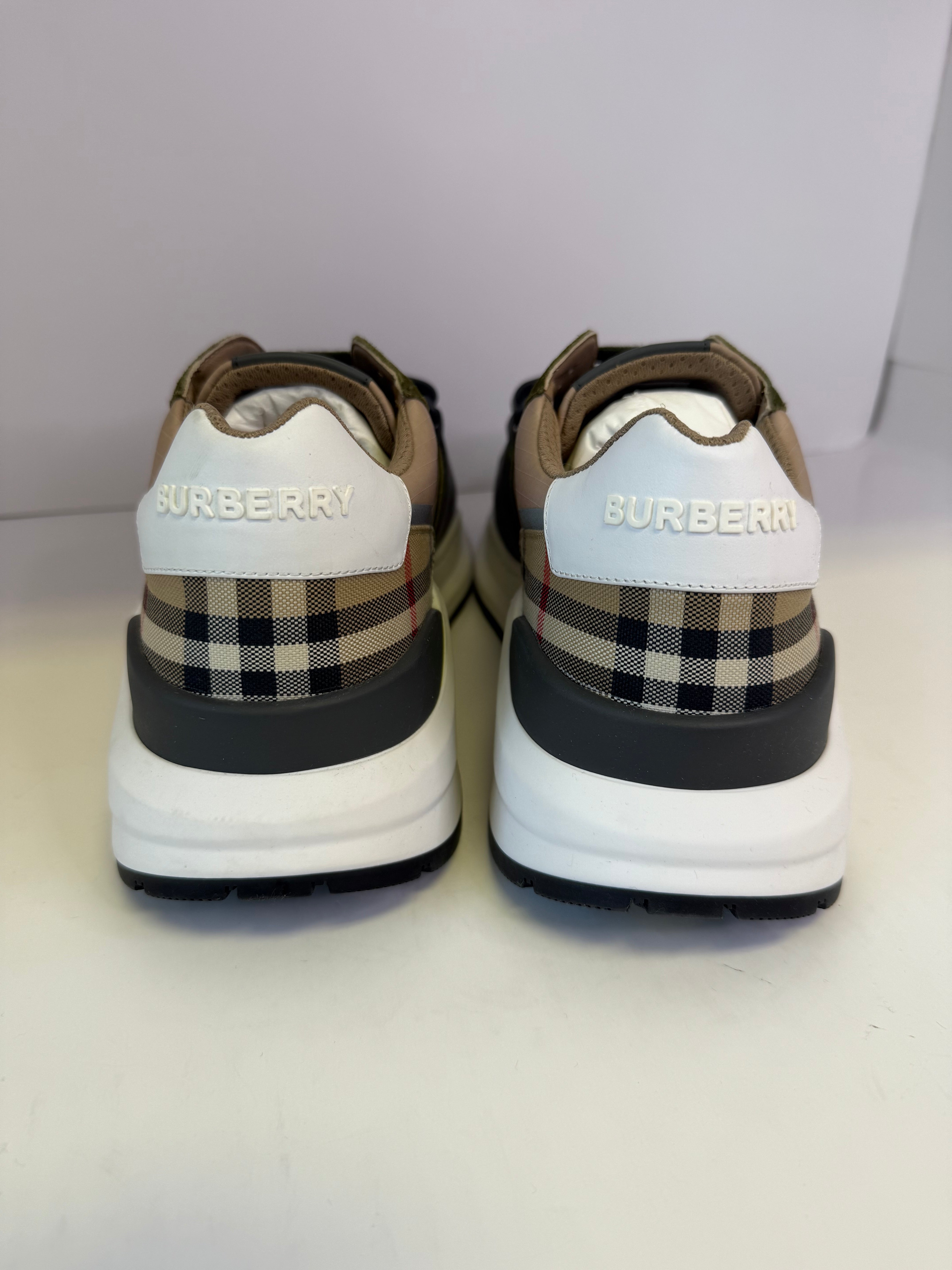 BURBERRY RAMSEY SIZE 45 (US 12-12.5)