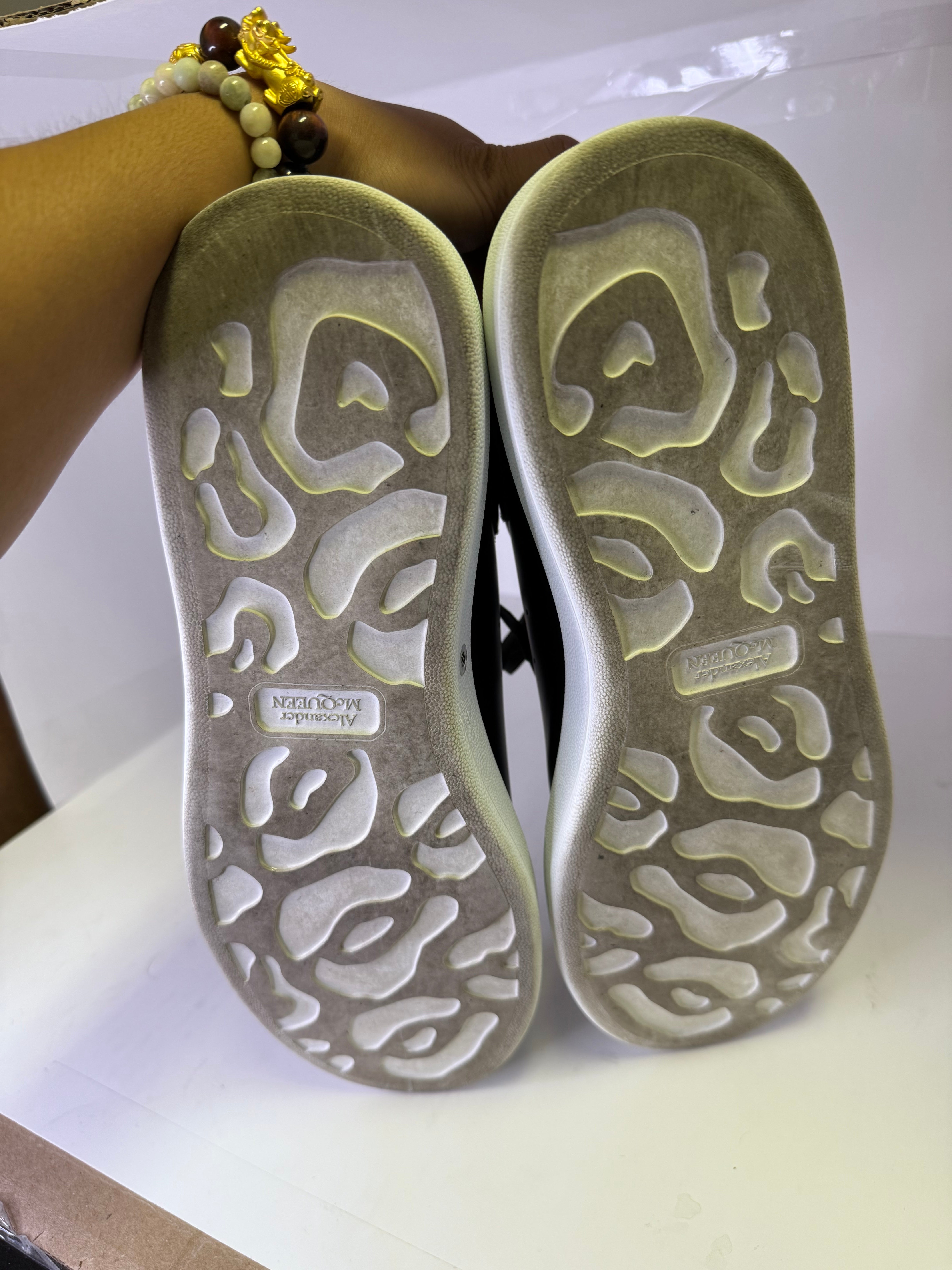 ALEXANDER MCQUEEN SIZE 46 (US 13-13.5)