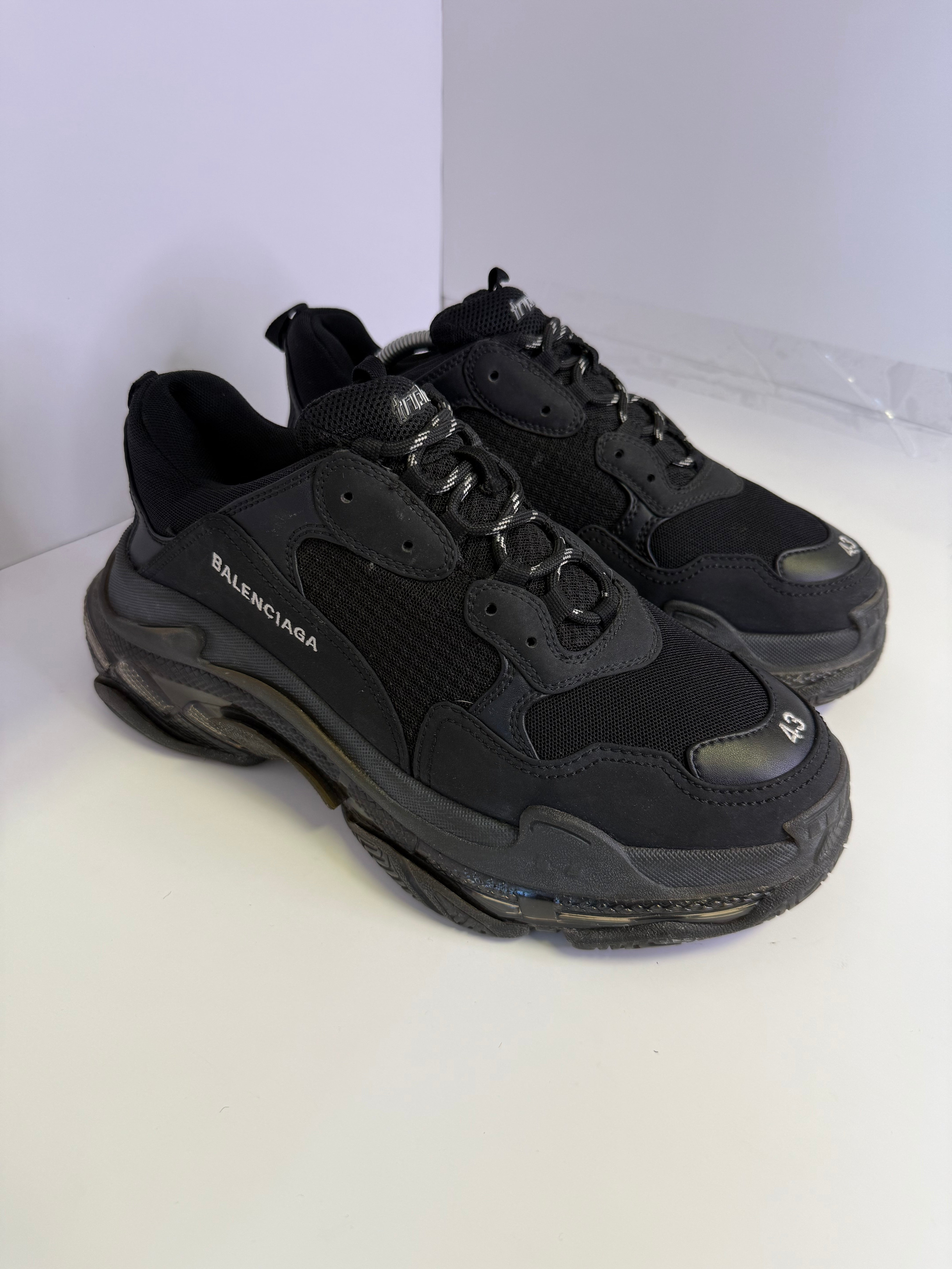 BALENCIAGA TRIPLE S SIZE 43 (US 10-10.5)