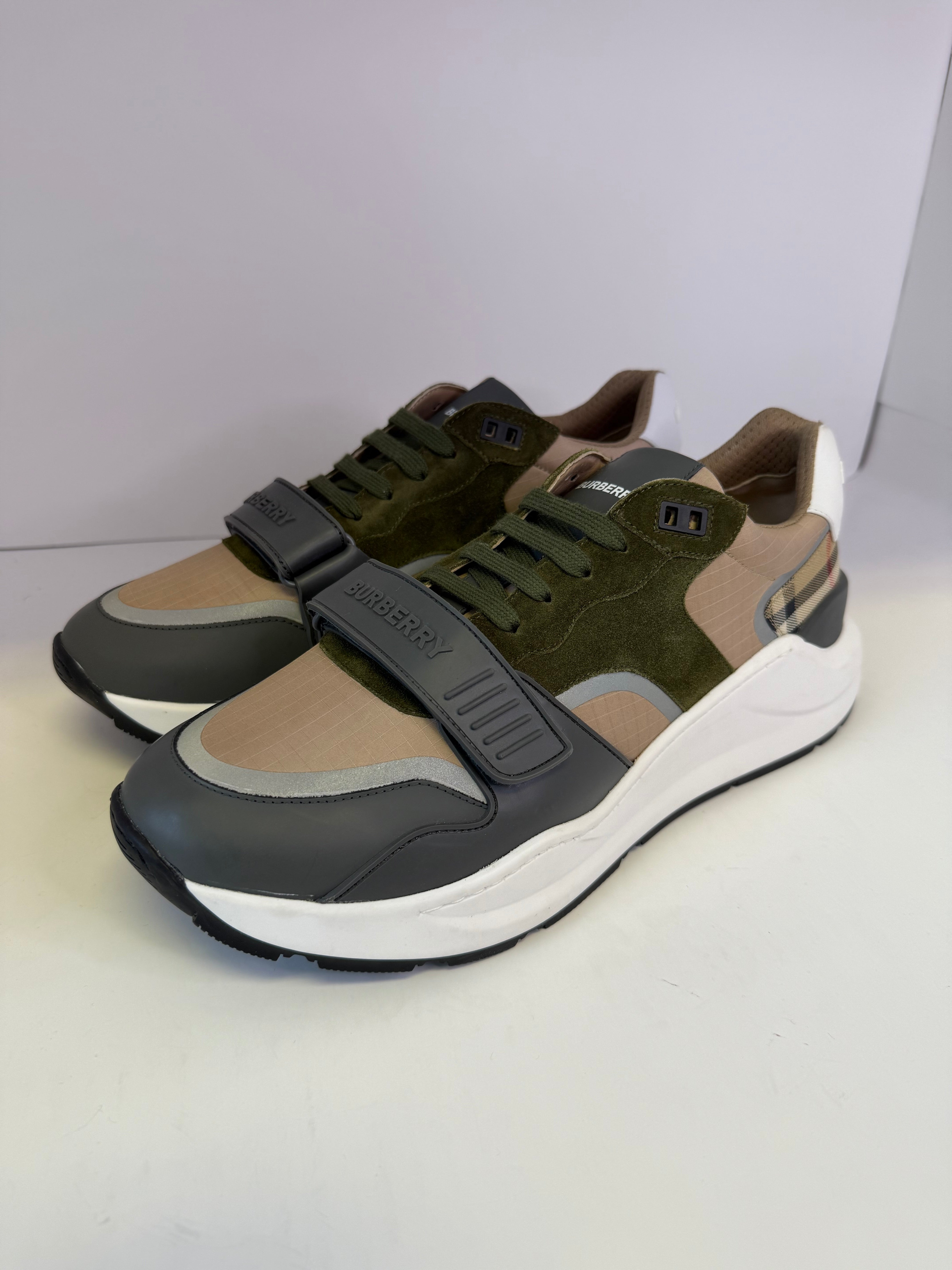 BURBERRY RAMSEY SIZE 45 (US 12-12.5)