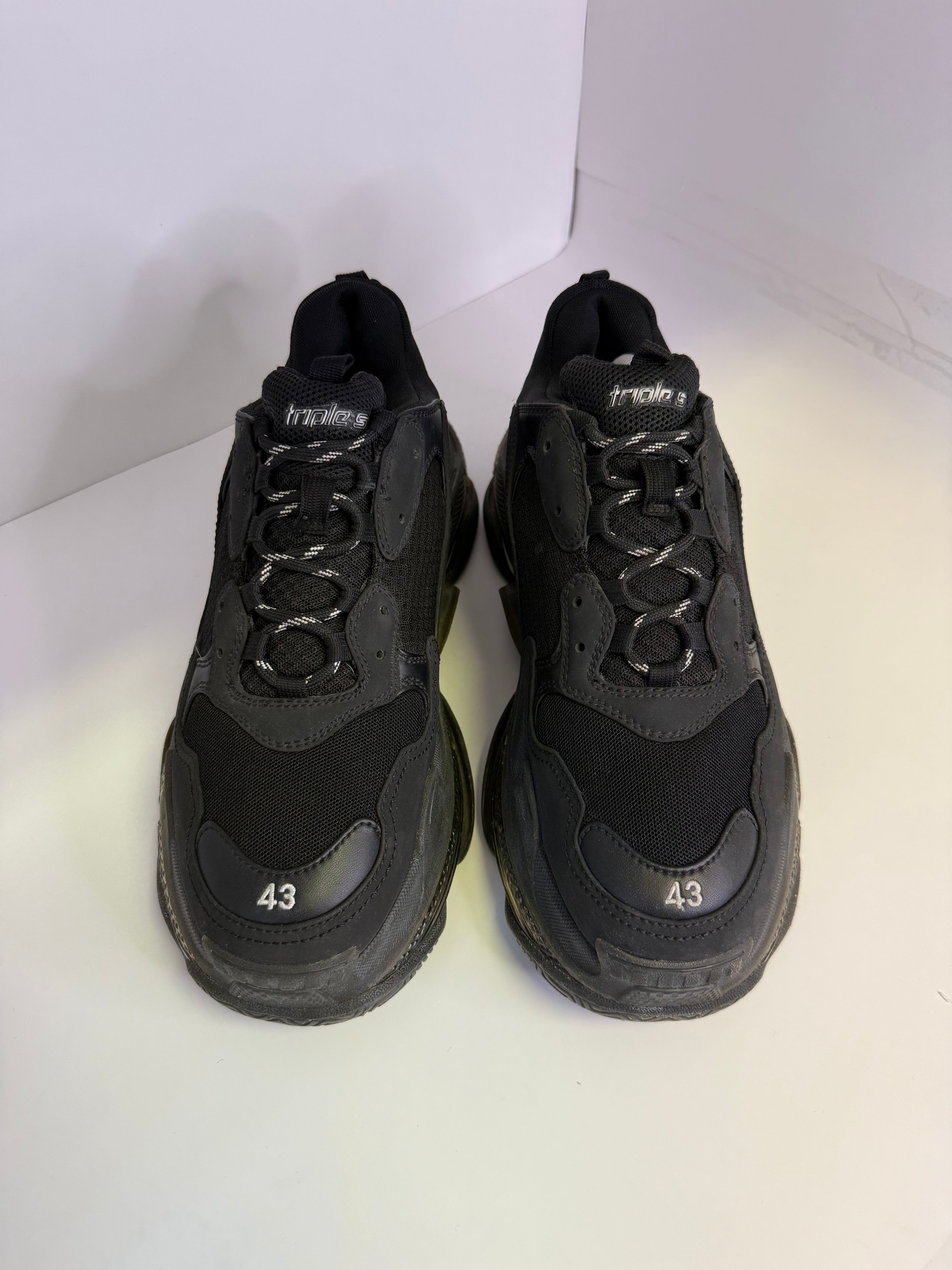 BALENCIAGA TRIPLE S SIZE 43 (US 10-10.5)