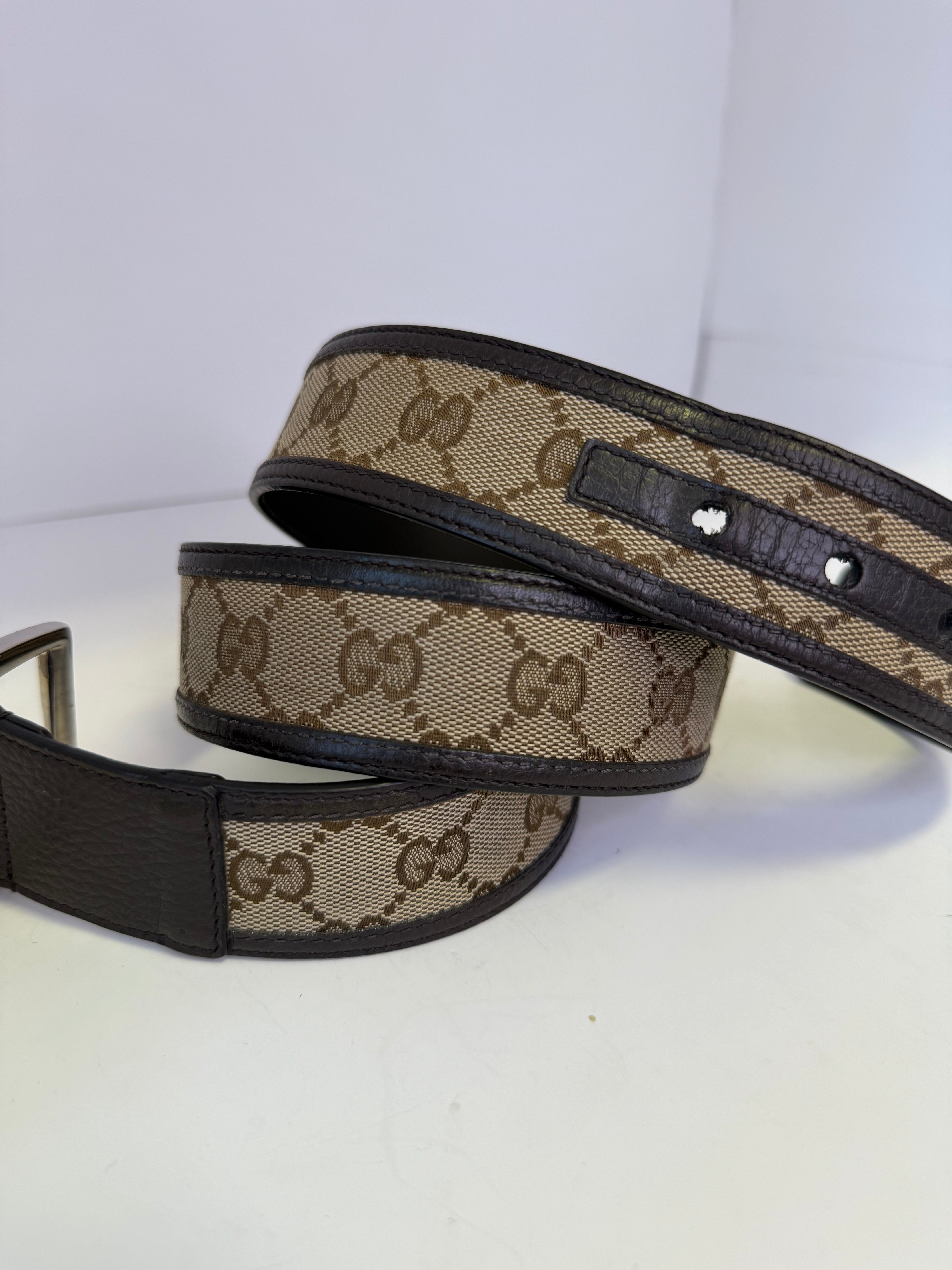 GUCCI BELT SIZE 90 (32-34)