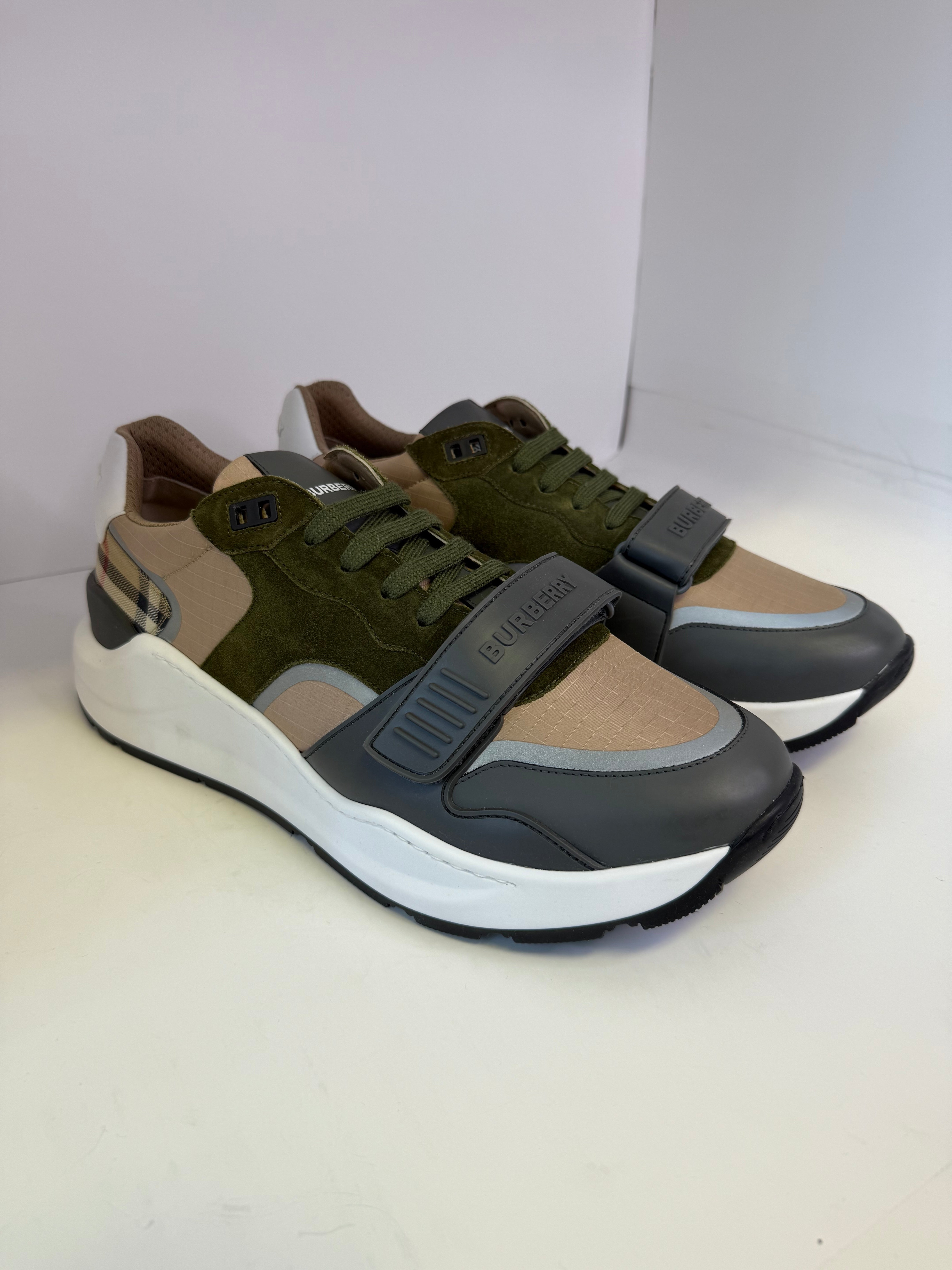 BURBERRY RAMSEY SIZE 45 (US 12-12.5)