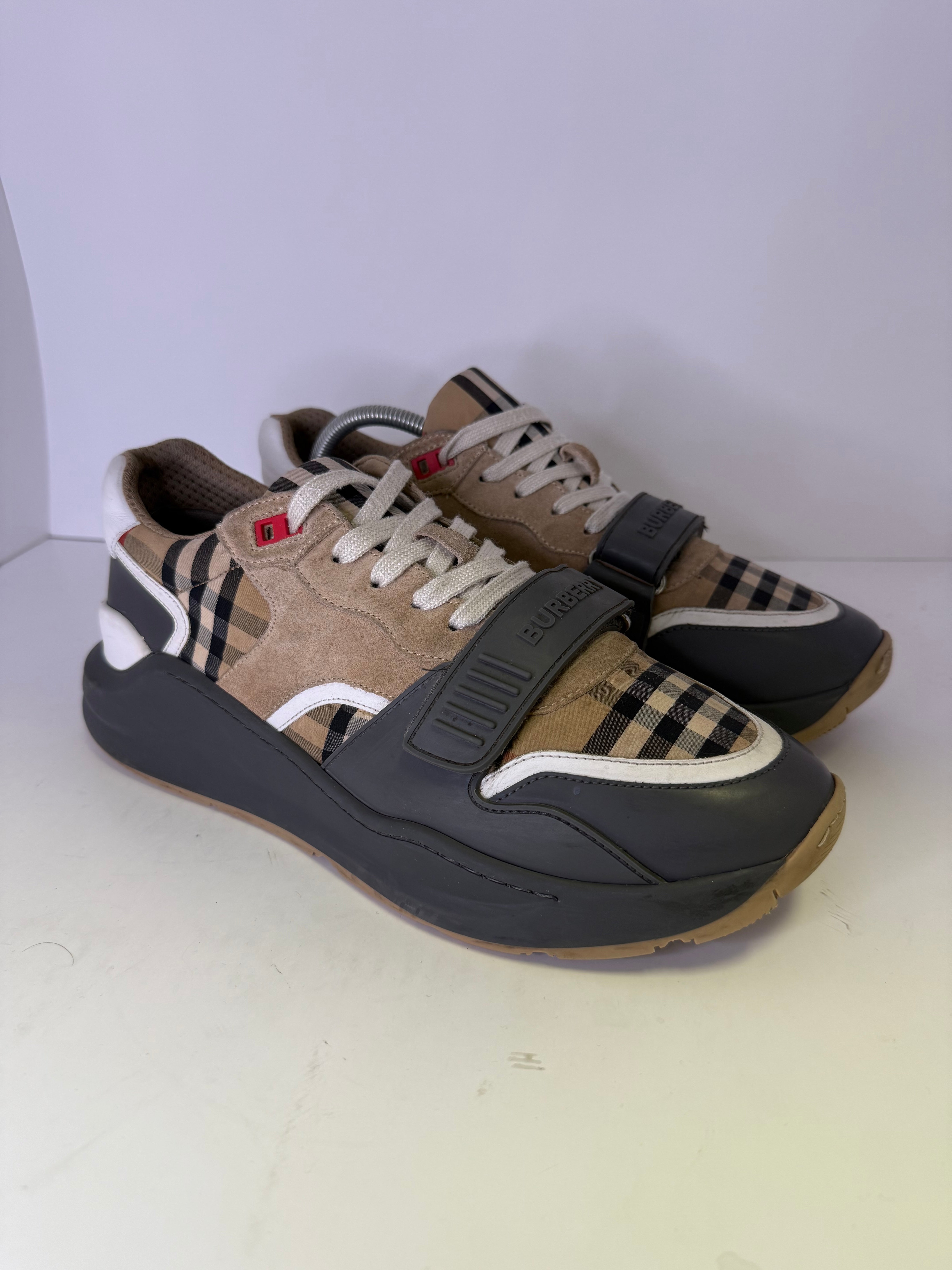 BURBERRY RAMSEY SIZE 44.5 (US 11.5-12)