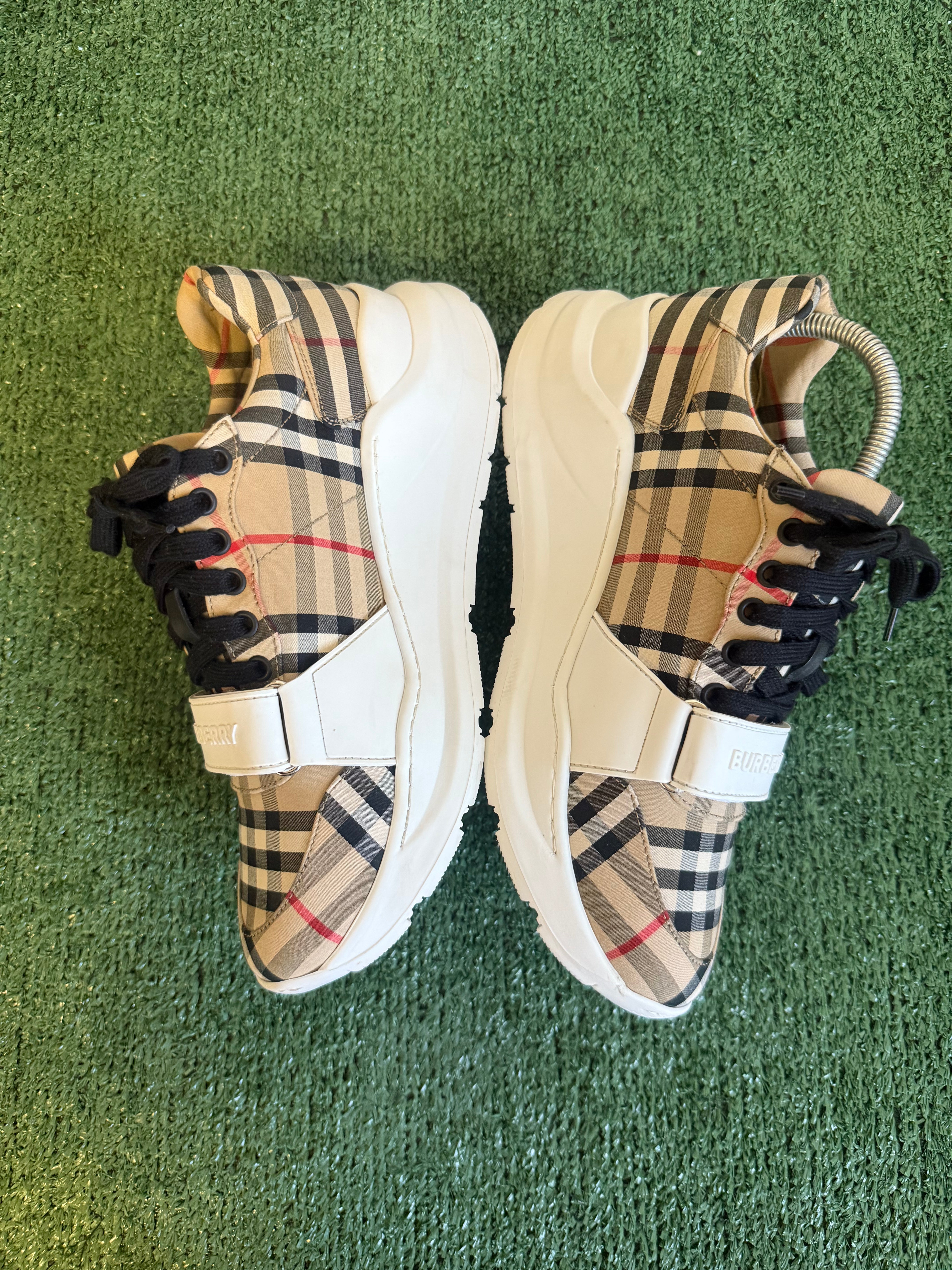 BURBERRY REGIS CHECKER TRAINER