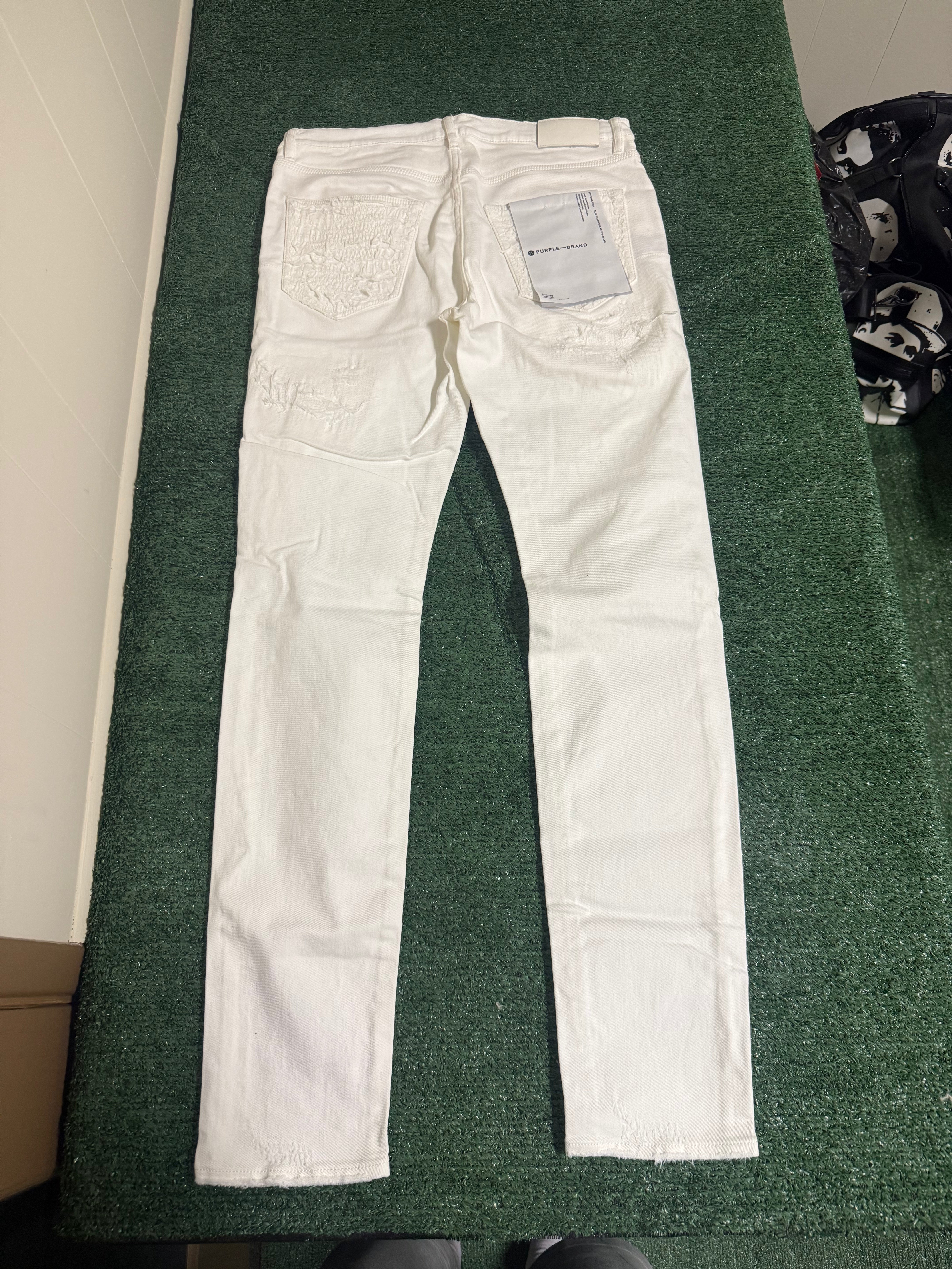 PURPLE WHITE DISTRESSED P001