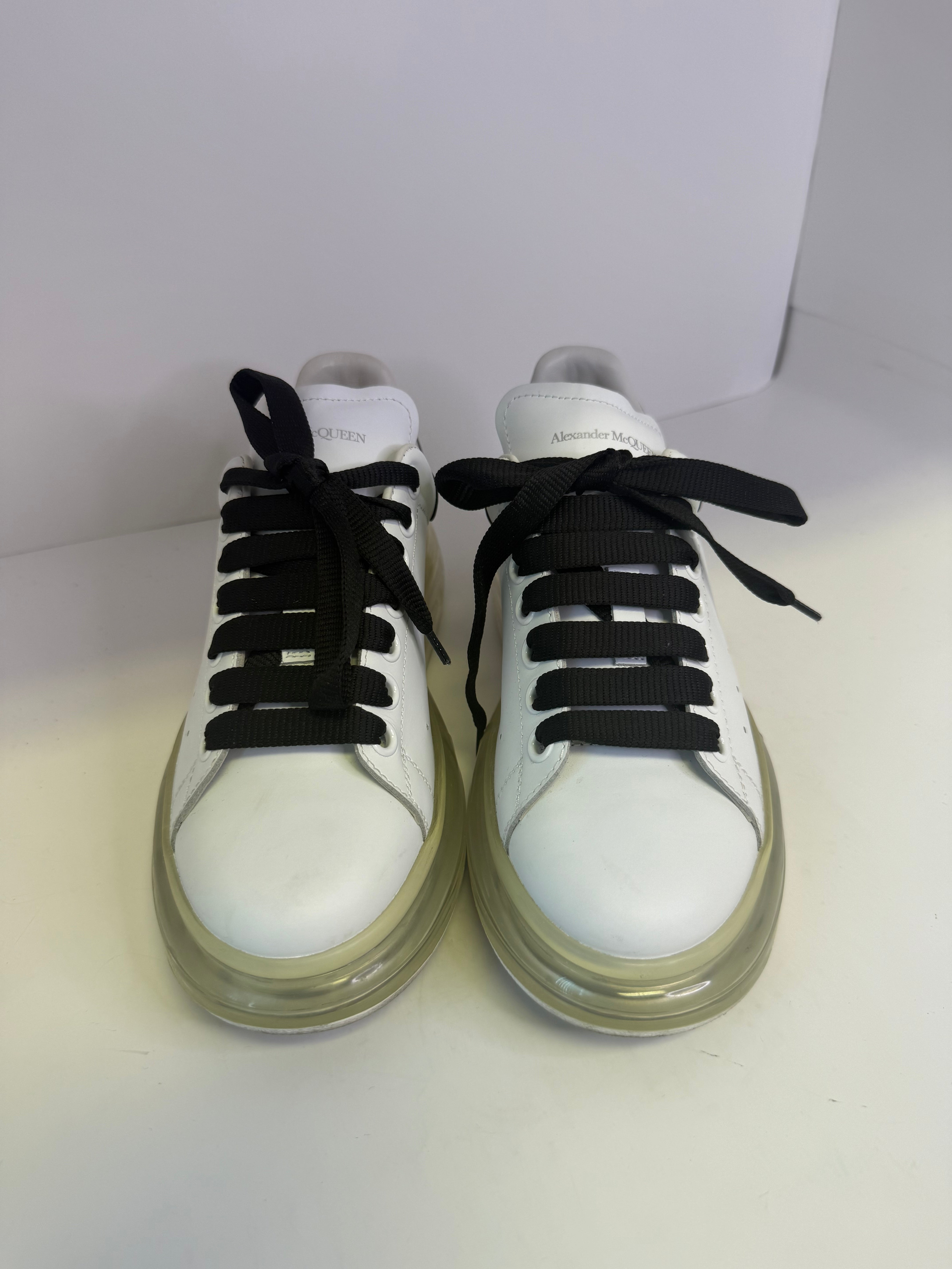 ALEXANDER MCQUEEN OVERSIZED SNEAKER SIZE 38 (US 5-5.5)