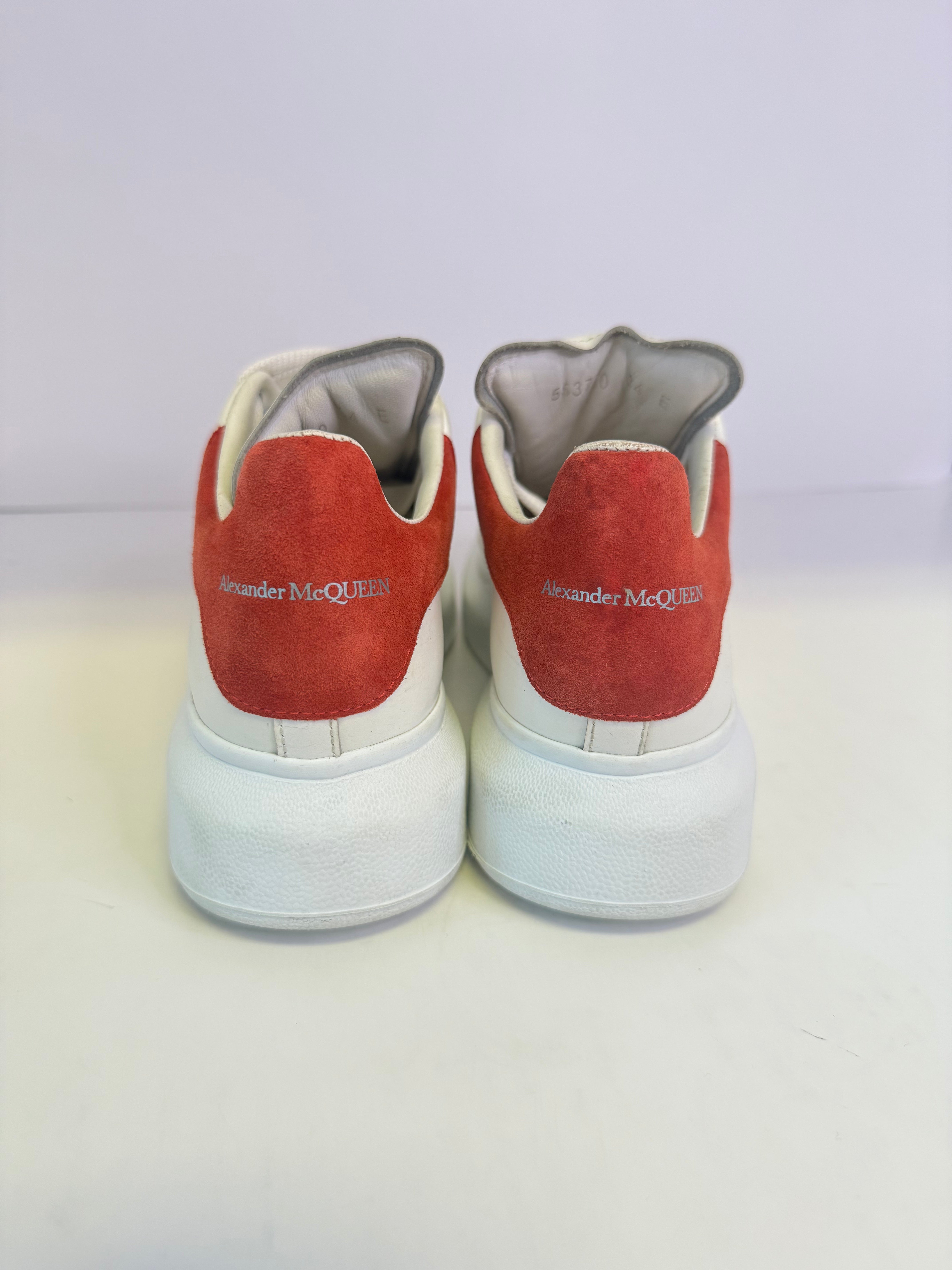 ALEXANDER MCQUEEN OVERSIZED SNEAKER SIZE 34 (WOMENS 4-4.5)